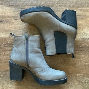 Vagabond Grace Nubuck Boots